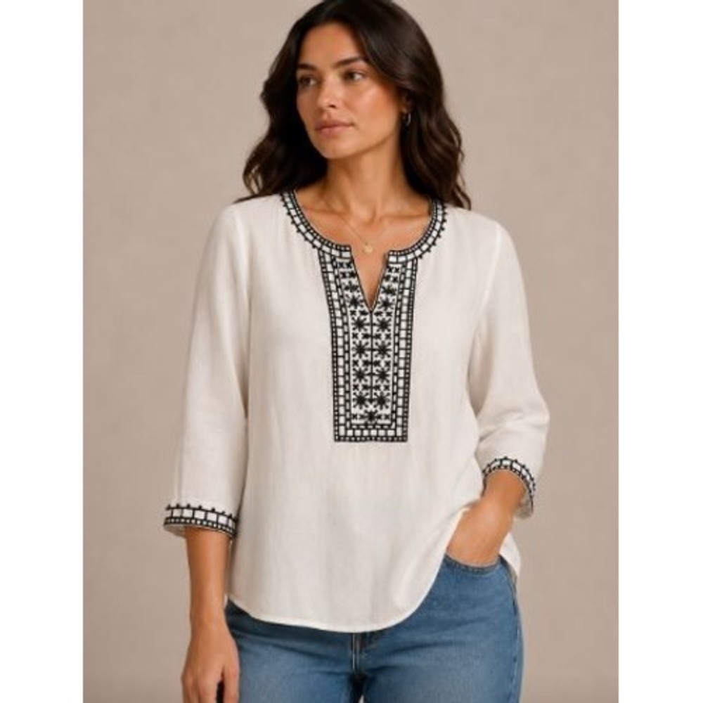 JM Collection Tunic Top Sz. M White Linen Embroidered Coastal Beachy Resort Chic